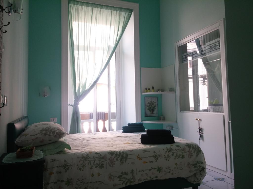 Viaggio A Napoli B&B Екстер'єр фото