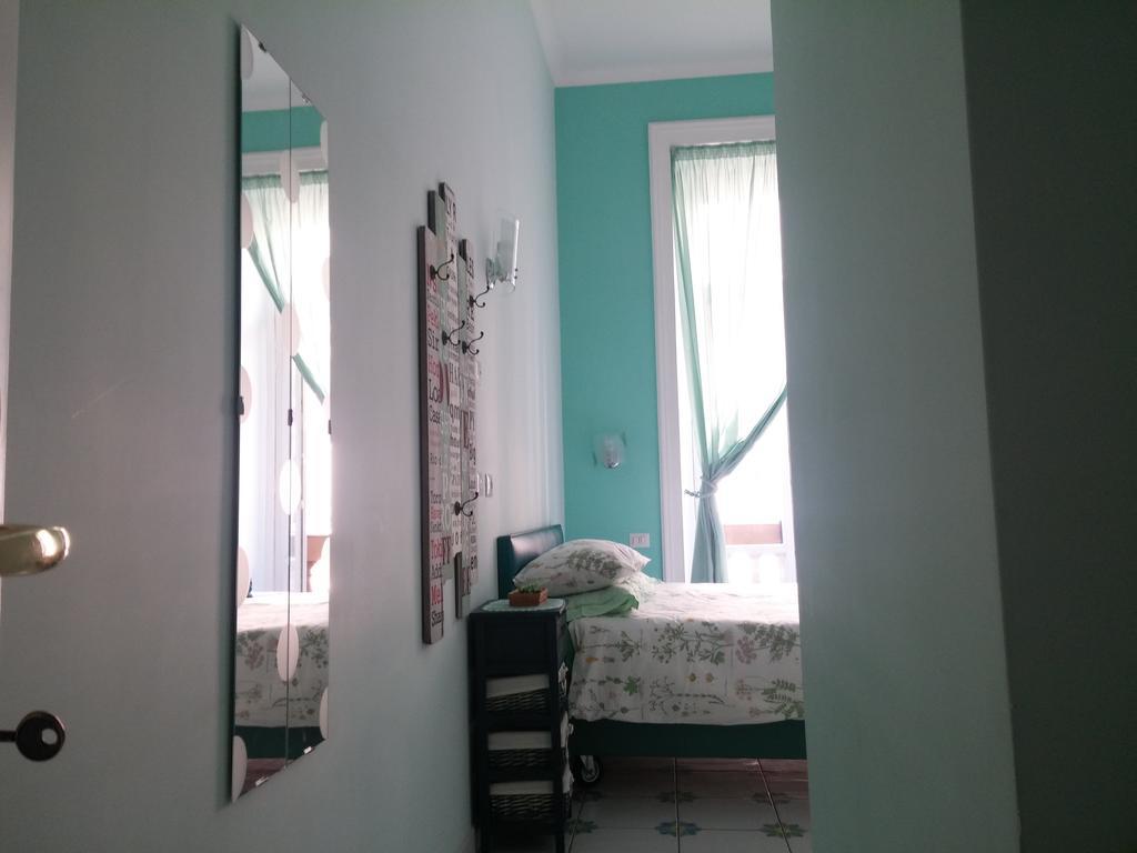 Viaggio A Napoli B&B Екстер'єр фото