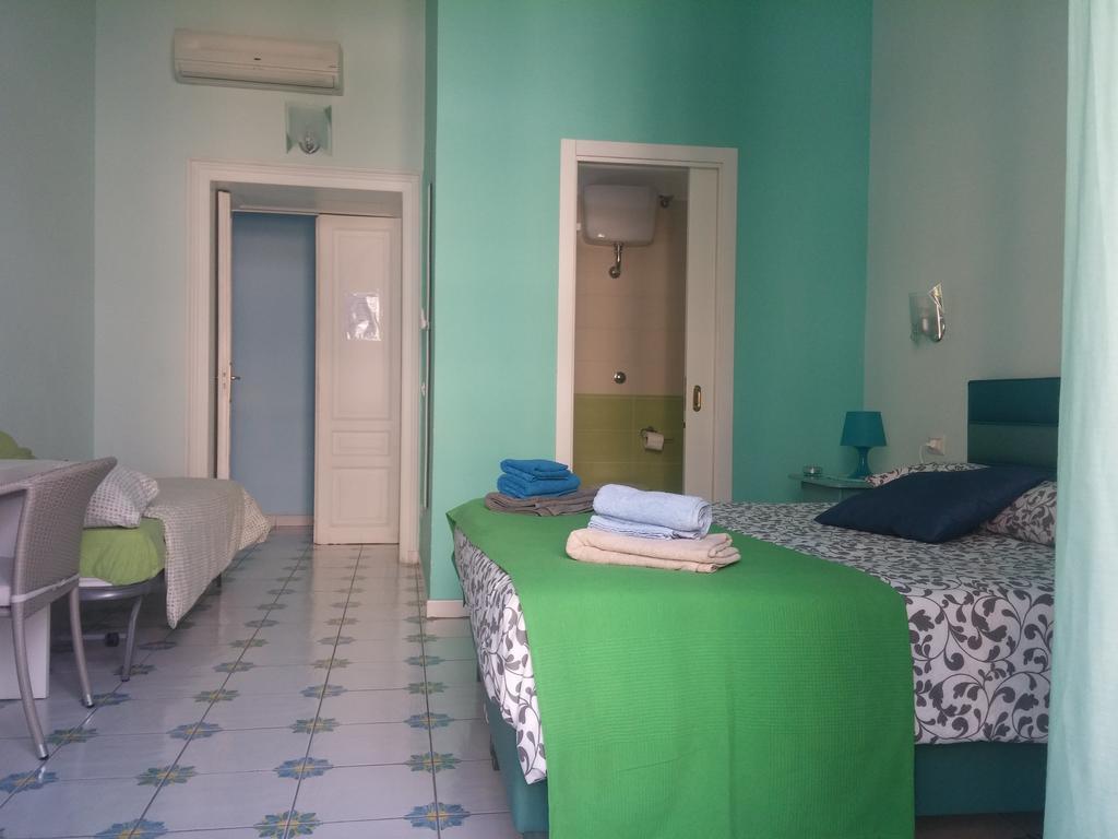 Viaggio A Napoli B&B Екстер'єр фото