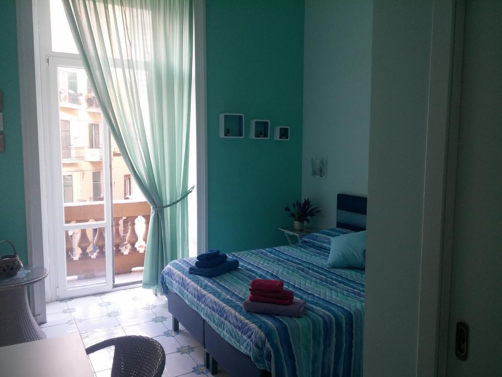 Viaggio A Napoli B&B Екстер'єр фото