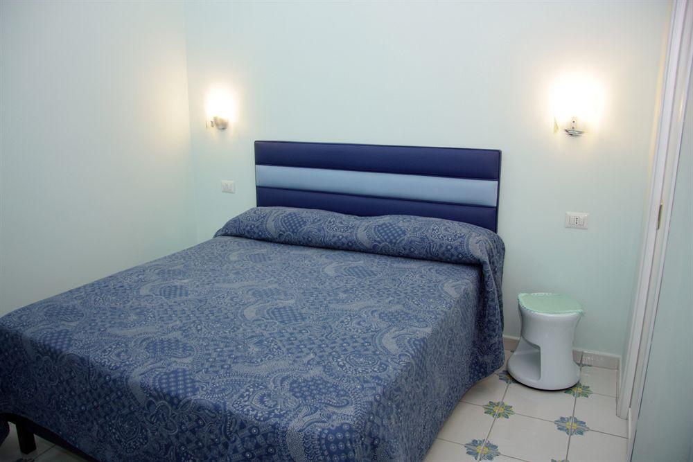 Viaggio A Napoli B&B Екстер'єр фото